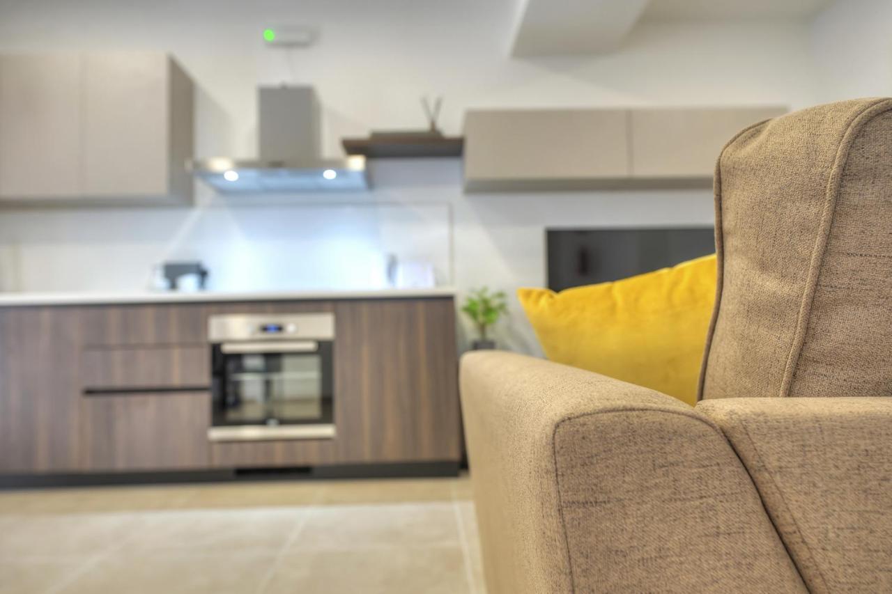 Brand New And Tastefully Furnished 2 Bedroom Apartment Ddif1-2 Gzira Exterior photo